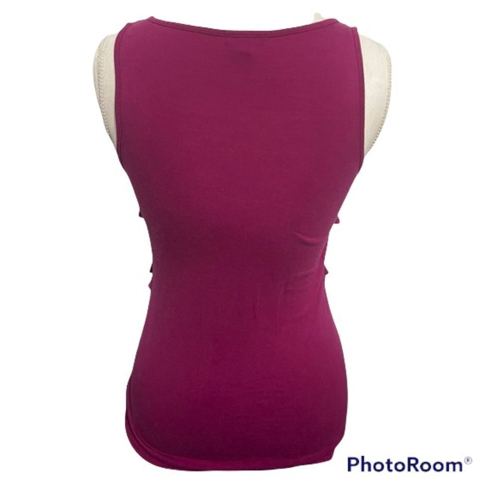 ✨ EXPRESS Magenta Ruffle Tank Top ✨ - Picture 3 of 5
